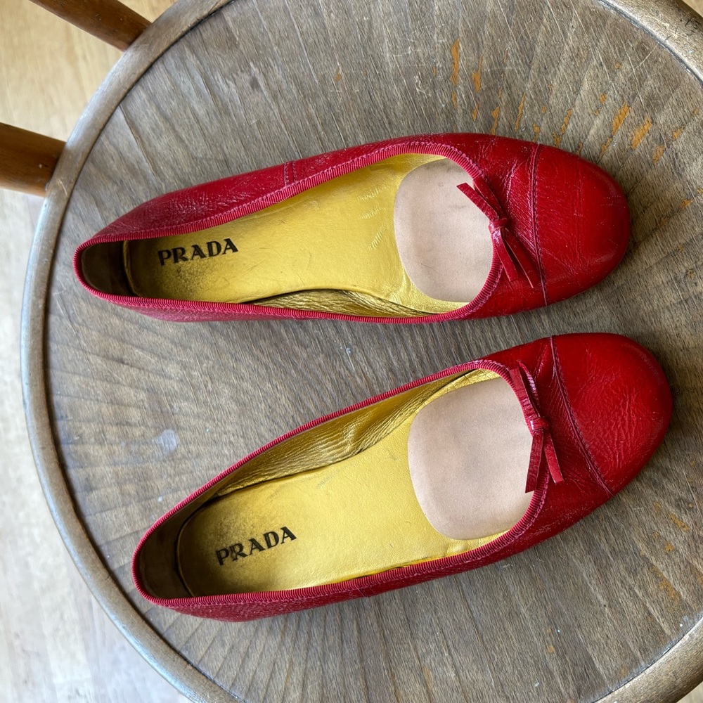 Red prada flats